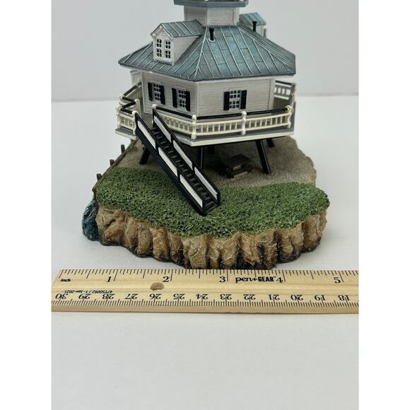 Harbour Lights Hooper Strait Lighthouse 2750 Maryland 2001 Nautical Figurine - Picture 7 of 8